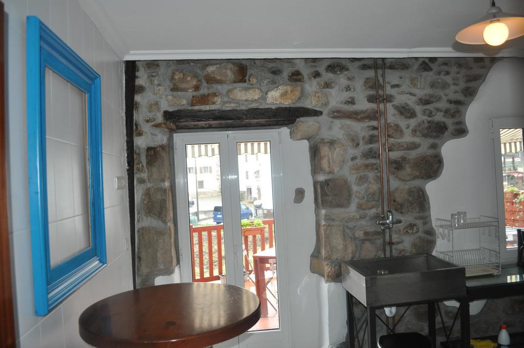 Hostal Auzoa Bera  エクステリア 写真